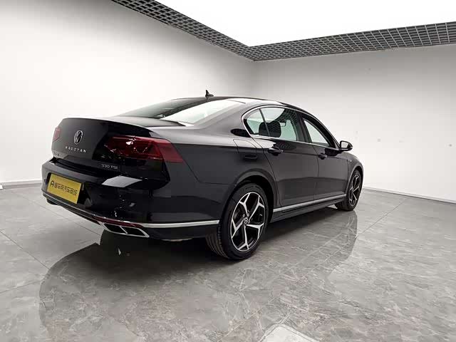 Фото 7 - Volkswagen Magotan