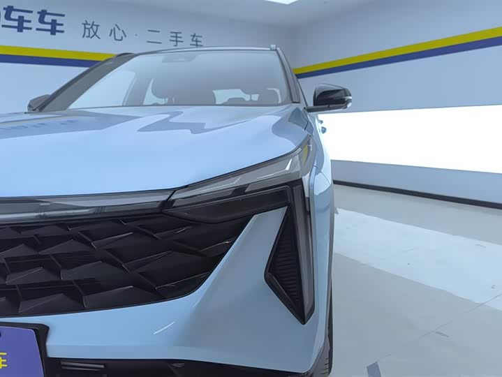 Фото 5 - Geely Atlas