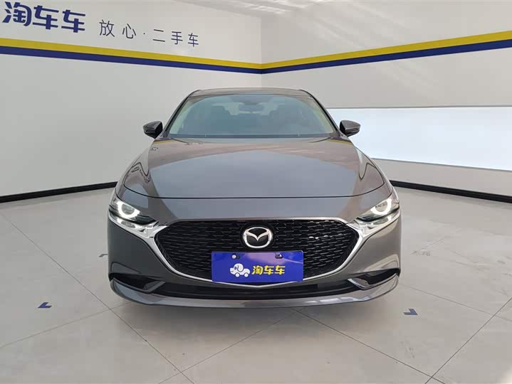 Photo 2 - Mazda 3 (Axela)