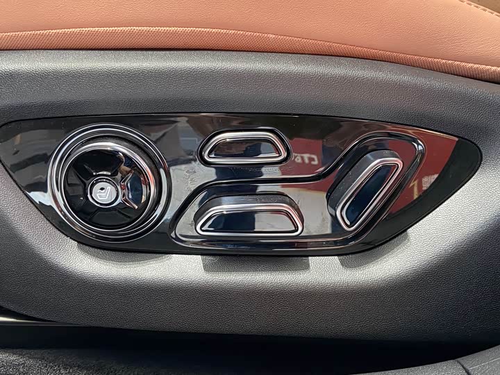 Фото 5 - BYD Song L