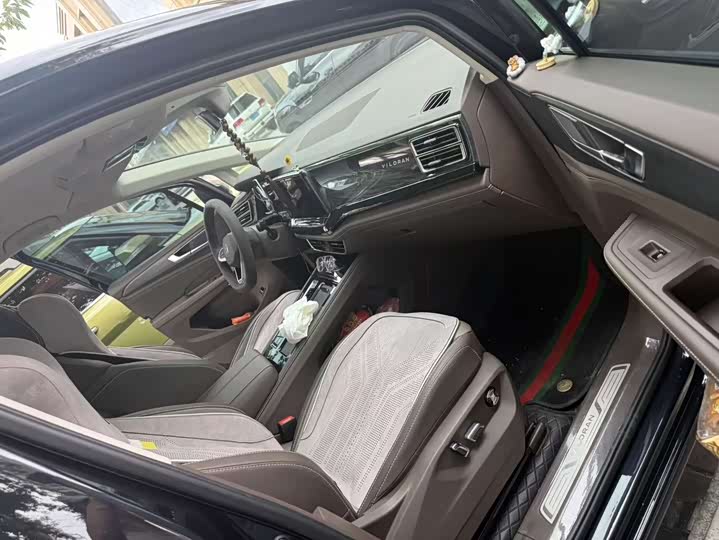 Фото 2 - Volkswagen Viloran