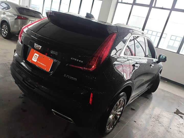 Фото 7 - Cadillac XT4