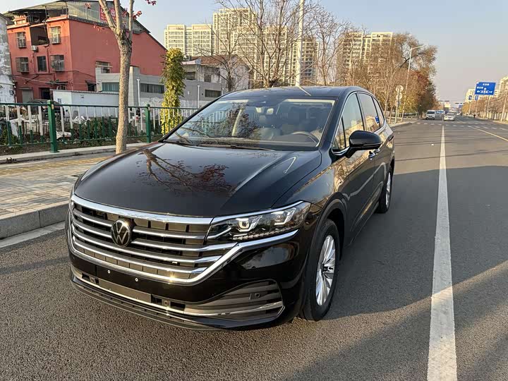 Фото 1 - Volkswagen Viloran