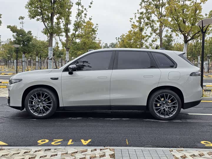 Фото 5 - Leapmotor C10