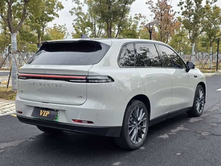 Фото 7 - Leapmotor C10