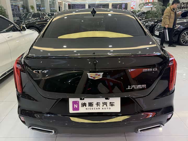 Фото 6 - Cadillac CT4