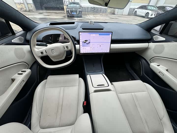 Фото 6 - Zeekr 007