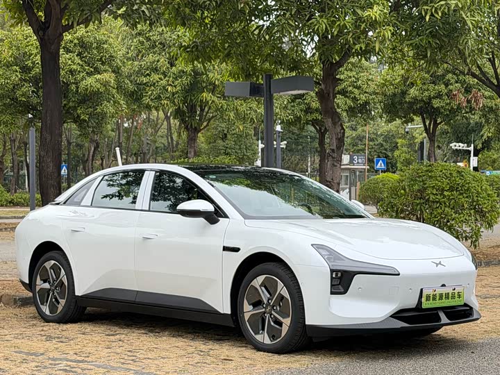 Фото 2 - XPeng Mona M03