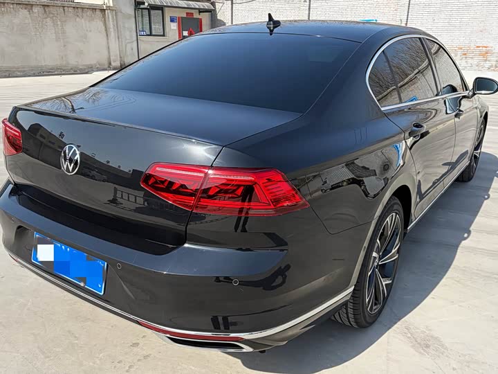 Фото 4 - Volkswagen Magotan