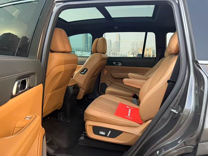 Фото 5 - LiXiang One