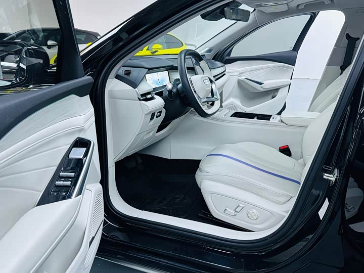 Photo 4 - Geely Preface L