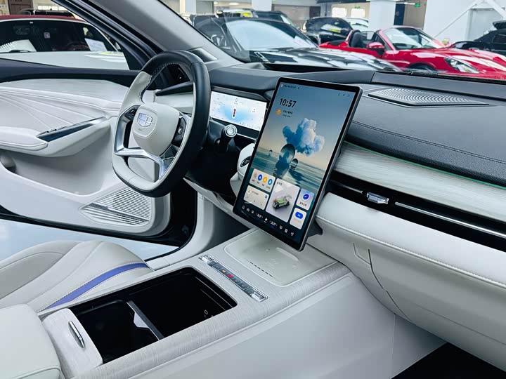 Photo 7 - Geely Preface L