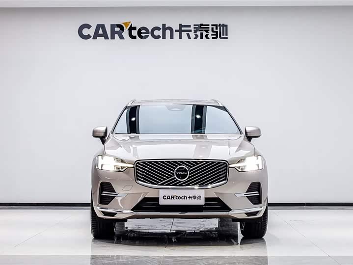 Фото 2 - Volvo XC60