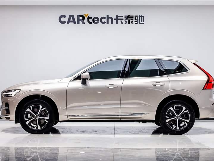 Фото 3 - Volvo XC60