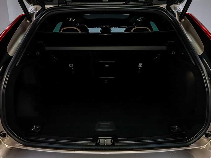 Фото 6 - Volvo XC60