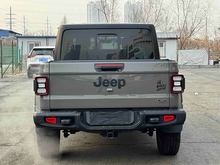 Фото 4 - Jeep Gladiator