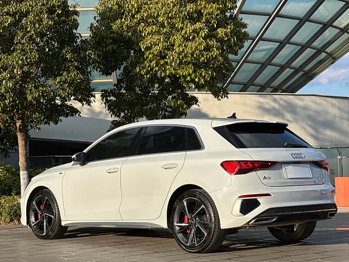 Фото 5 - Audi A3