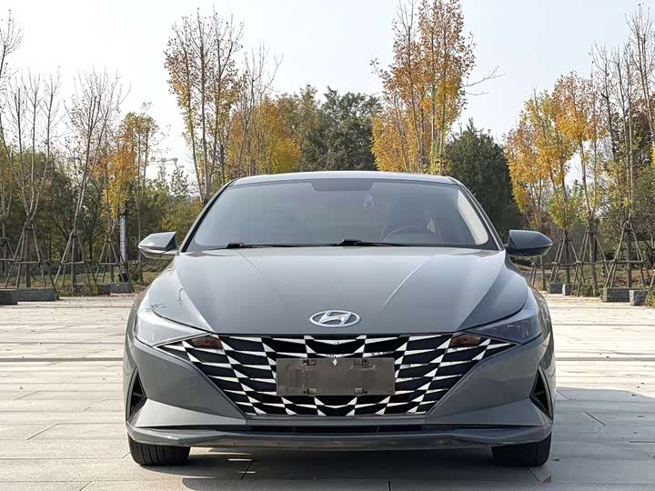 Фото 2 - Hyundai Elantra N line