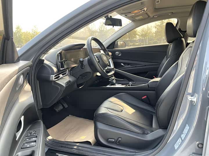 Фото 6 - Hyundai Elantra N line