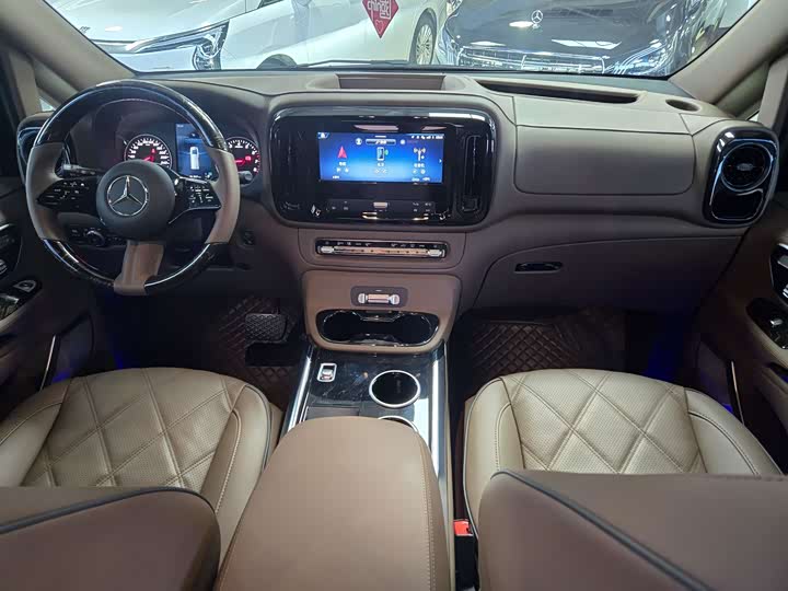 Фото 8 - Mercedes-Benz Vito