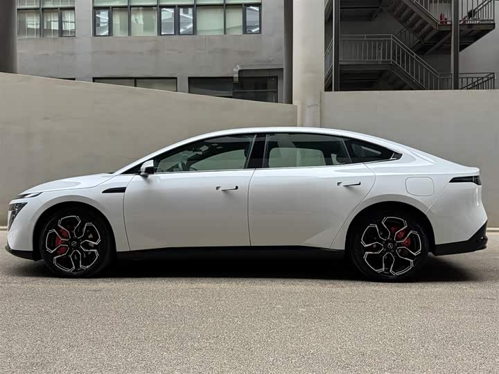 Фото 3 - Nissan N7