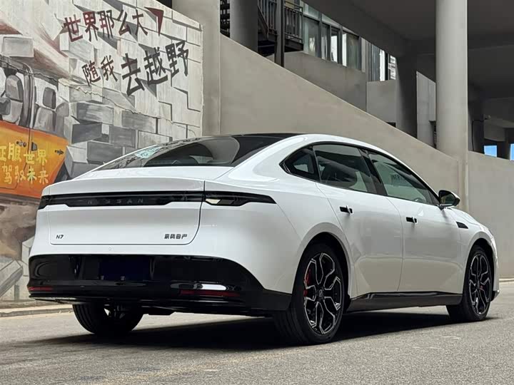 Фото 5 - Nissan N7