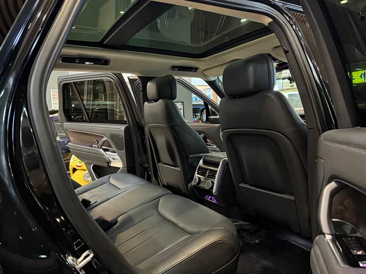 Фото 9 - Land Rover Range Rover