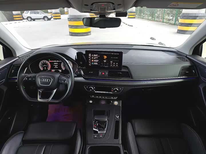 Photo 7 - Audi Q5L