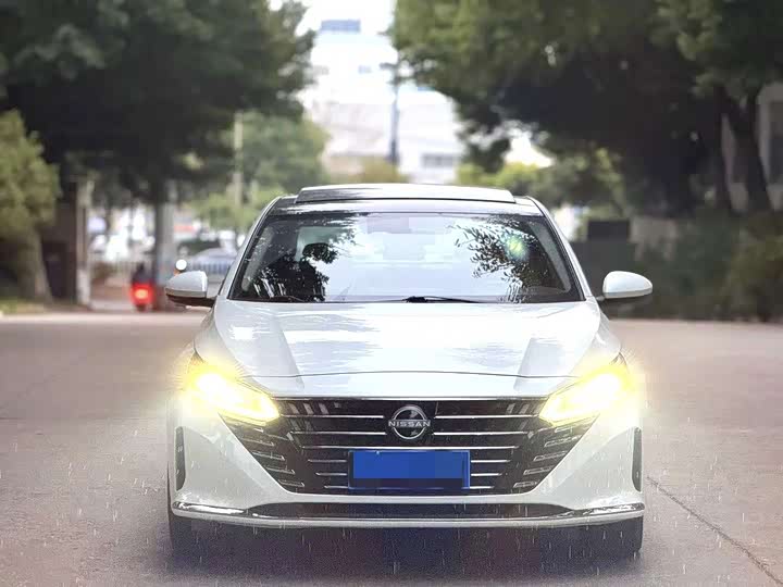 Фото 2 - Nissan Teana