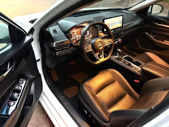 Фото 5 - Nissan Teana