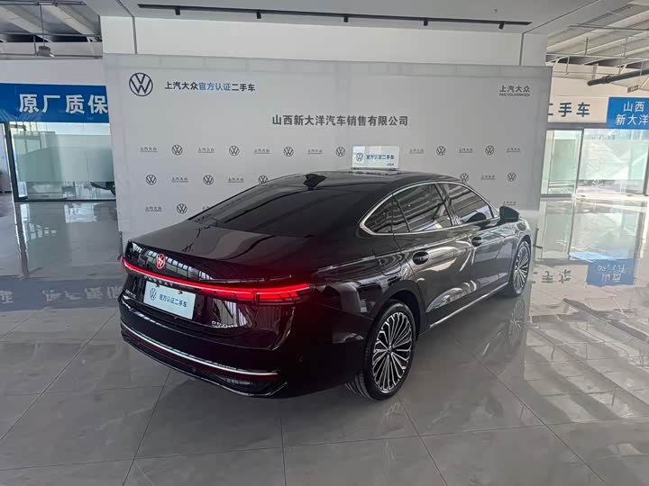 Фото 2 - Volkswagen Passat