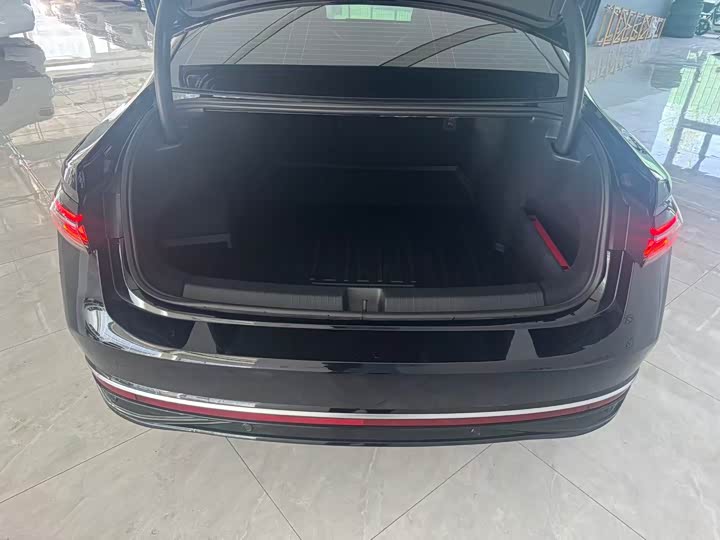 Фото 9 - Volkswagen Passat