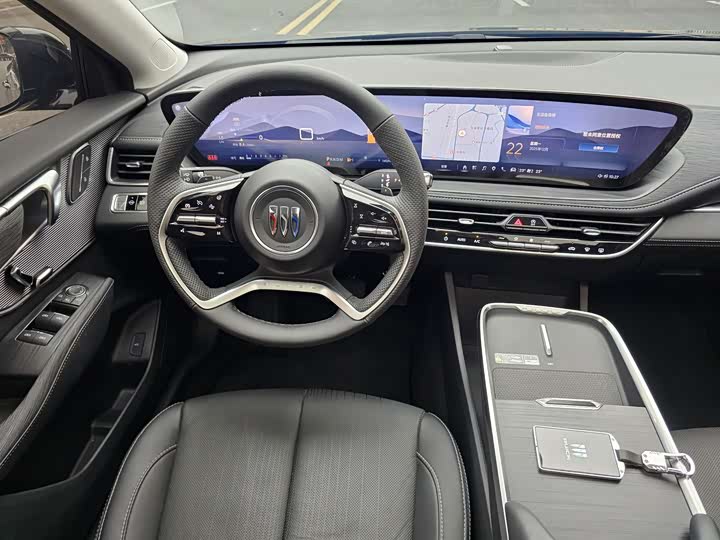 Фото 8 - Buick LaCrosse