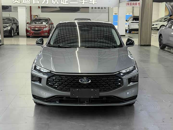 Фото 2 - Ford Mondeo