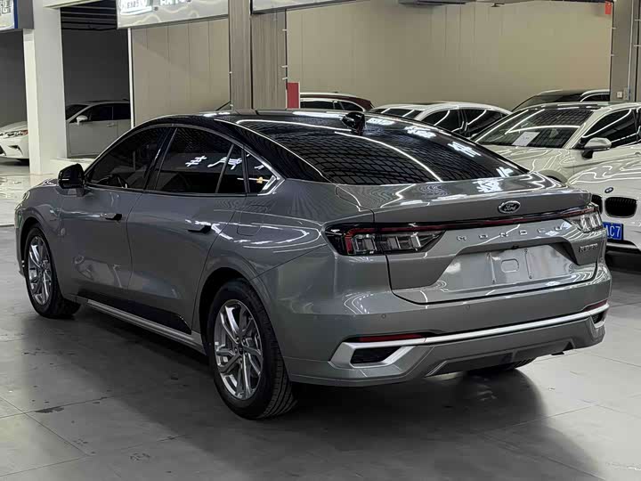 Фото 7 - Ford Mondeo