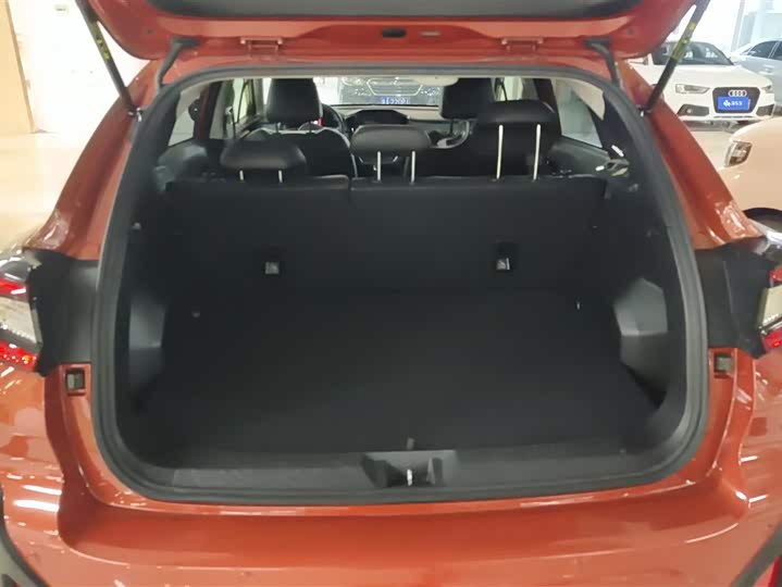 Фото 4 - Subaru Crosstrek