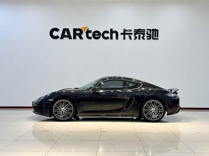 Фото 2 - Porsche 718