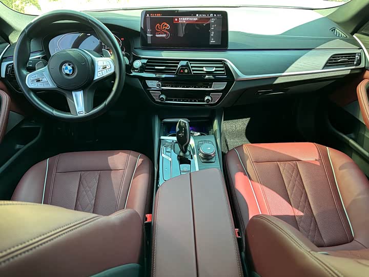 Фото 8 - BMW 5 Series