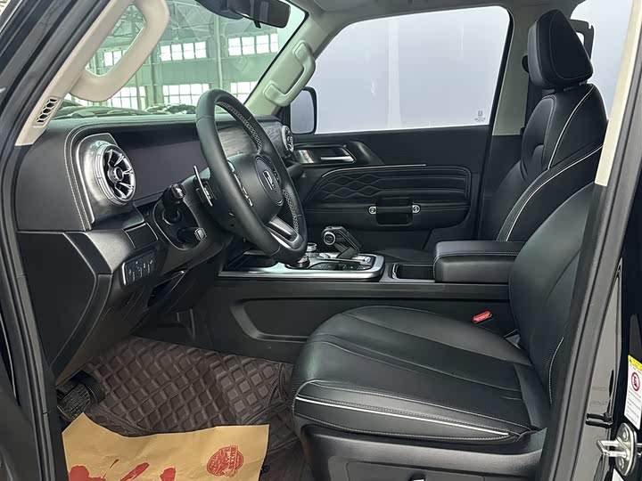 Фото 3 - Tank 300