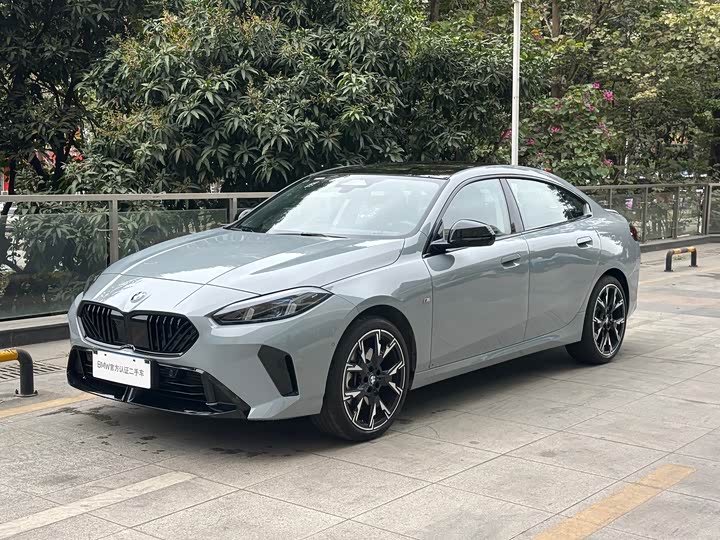 Фото 1 - BMW 2 Series