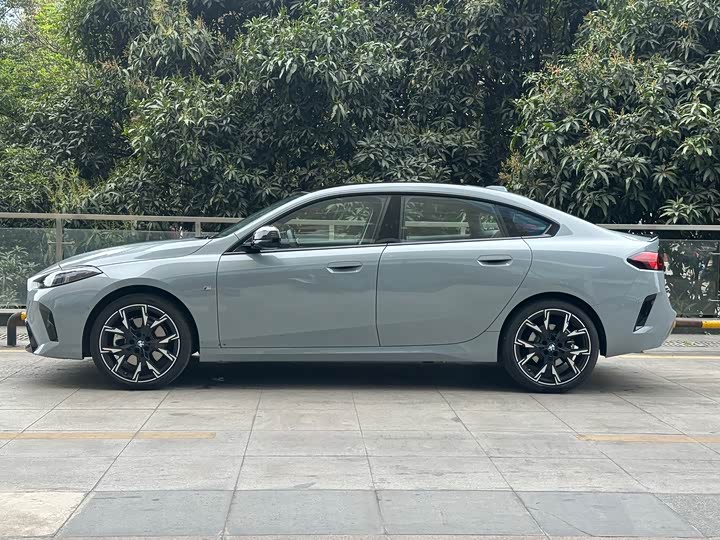 Фото 3 - BMW 2 Series