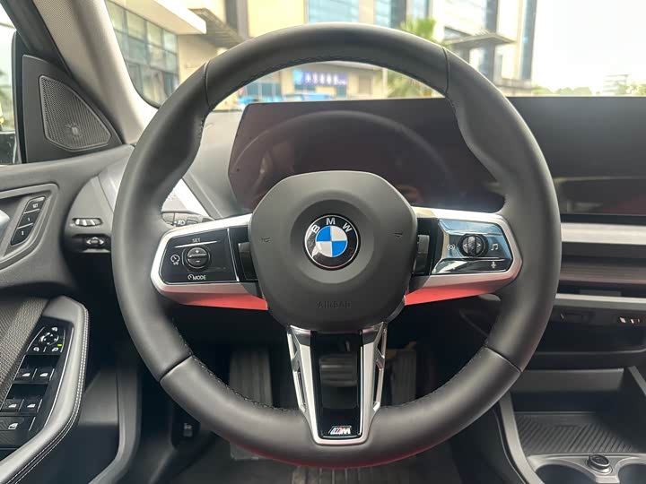 Фото 8 - BMW 2 Series