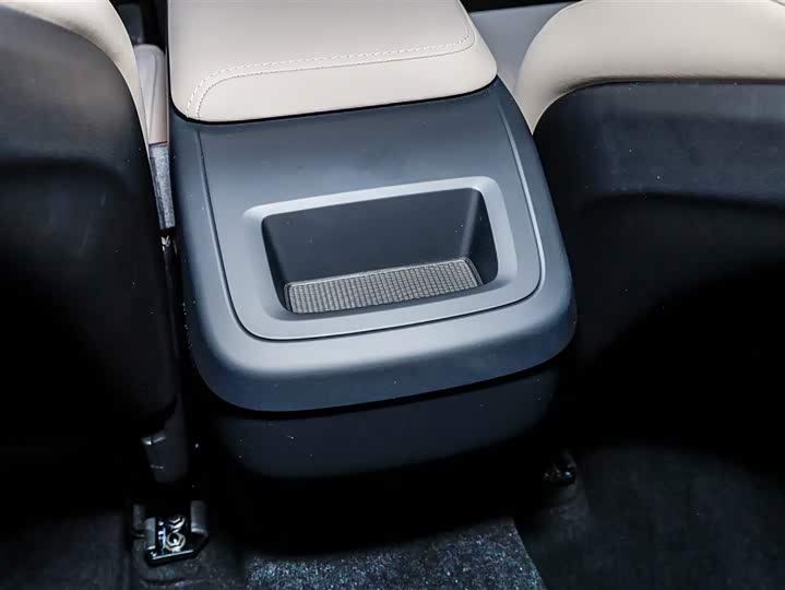 Фото 7 - Volvo XC60