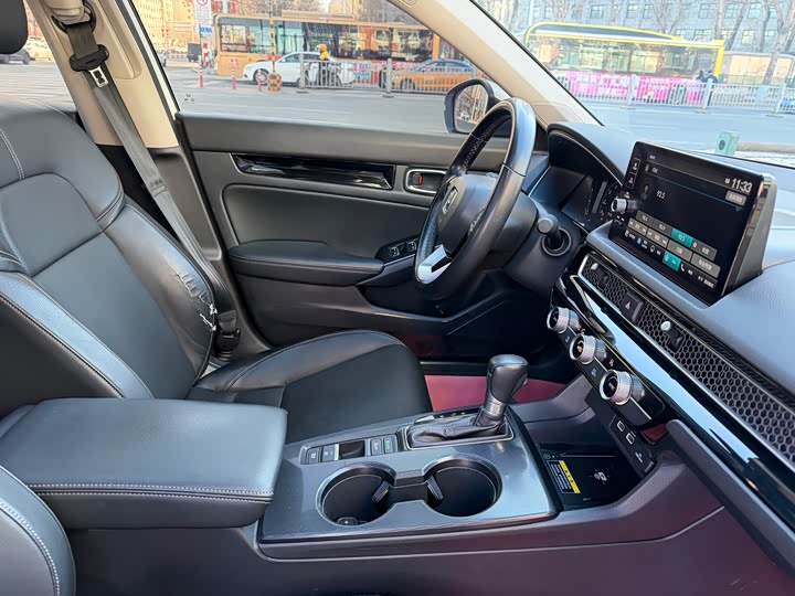 Фото 7 - Honda Civic