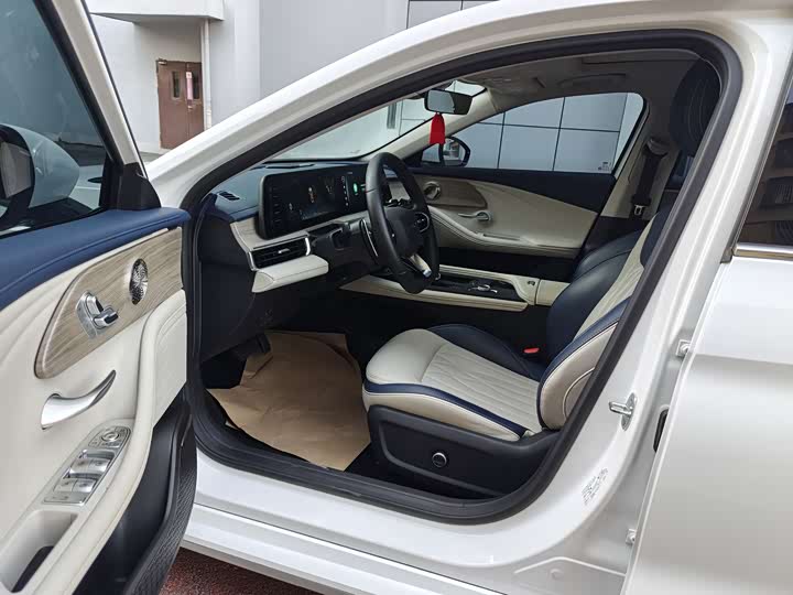 Фото 4 - Chery Arrizo 8