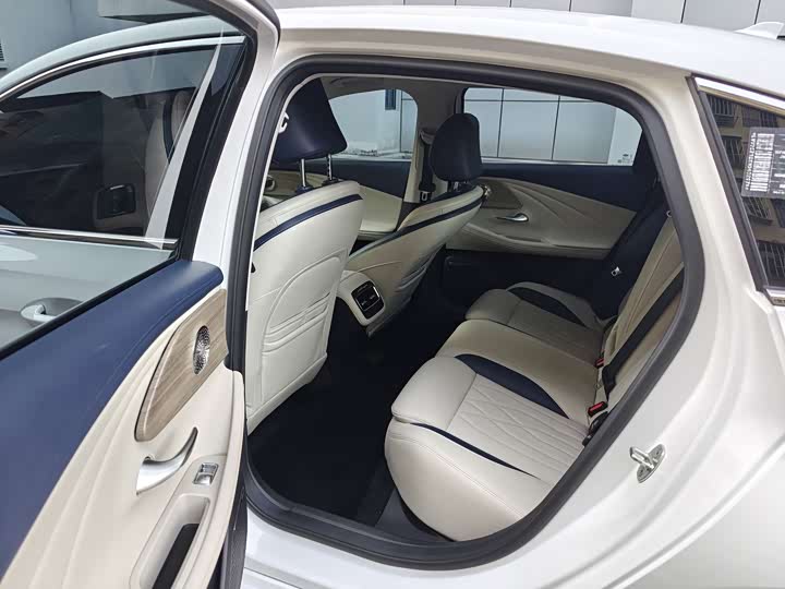 Фото 6 - Chery Arrizo 8