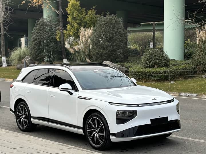 Фото 3 - XPeng G9