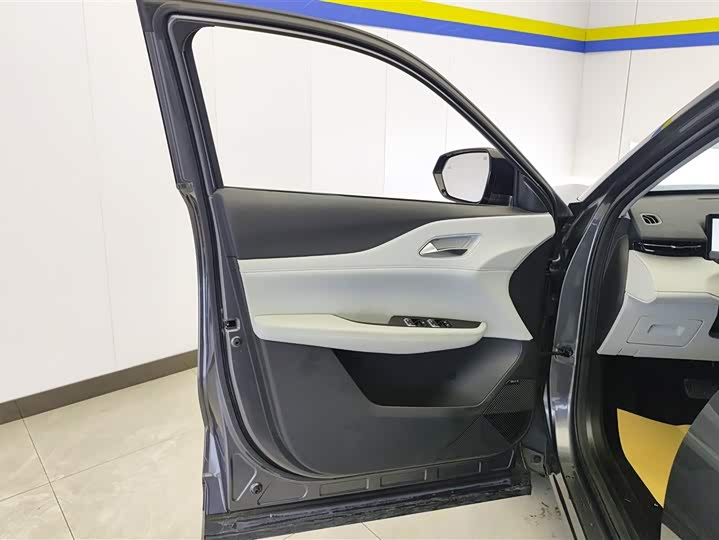 Photo 7 - Changan UNI-Z