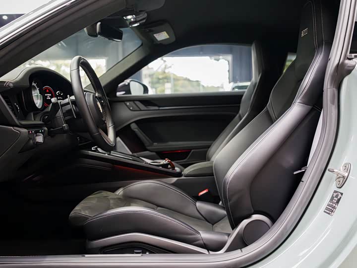 Фото 7 - Porsche 911