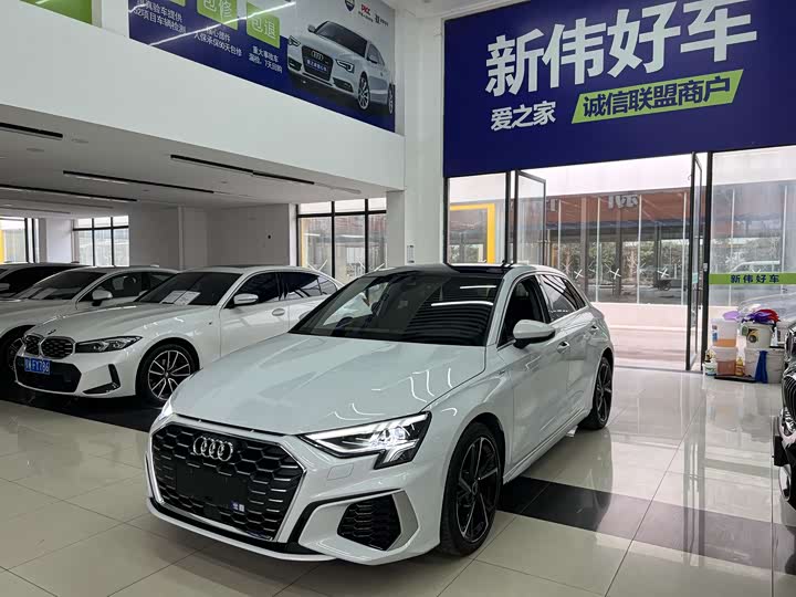 Фото 1 - Audi A3